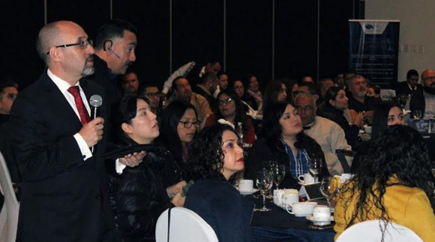 Buscan cumplimiento fiscal, aduanal y de comercio exterior en empresas